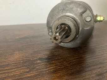 Funkční elektrický startér Mitsuba 14 - 12V - 3