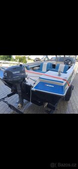 Loď Glastron Barcelona 8446 s vozíkem a motorem 4kw, 6 osob - 3