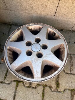 Alu Ford Sierra R15 5x112 6J ET38 střed 63,3 mm - 3