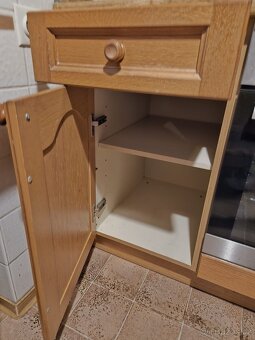 Masivní kuchyňská linka z Německa se spotřebiči - 3