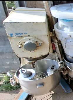 Savaria hnětač - 3