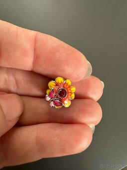 Žlutá květina s motýlem přívěsek na Pandora náramek - 3