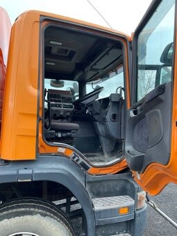 Zametací stroj Scania - 3