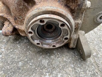 Diferenciál BMW X3 E83 zadní - 3