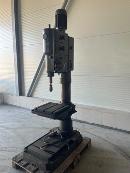 93. Sloupová vrtačka KAZANLIK - 3