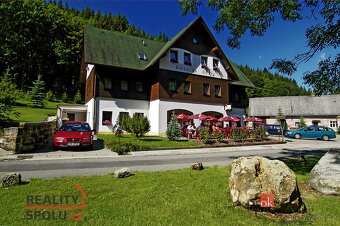 Prodej, komerční/ubytování, 753 m2, Střmenské podhradí 132, - 3