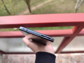HERNI TELEFON Xiaomi Poco F4 GT 5G 12 gb ram/256GB - 3