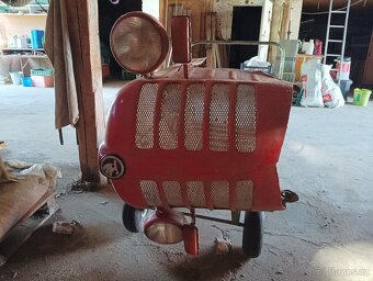 Kapota na zetor - 3