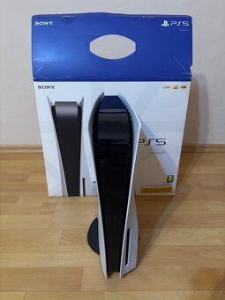 PS5 s mechanikou + hry a ovladače - 3