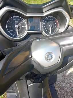 Yamaha xmax 125 rok 2021 - 3