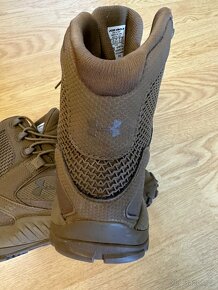 Under Armour - 3