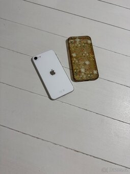 Iphone SE 2nd. gen. - 3