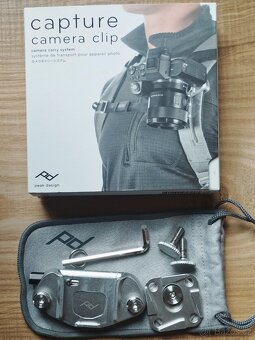 Peak Design Capture (v3) Silver - 3