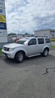 Nissan Pathfinder 2.5 CRDi - 3