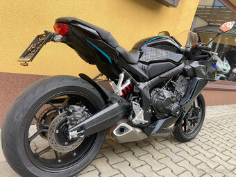 Honda CBR 650 R - 3