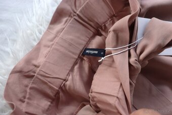 kalhoty v podzimní béžové barvě - 3