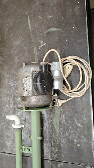 2x kalové čerpadlo a hřídel na cirkulárku - 3