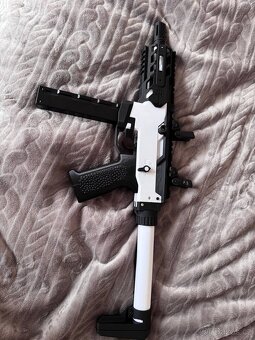 zakázková airsoftová zbraň - 3