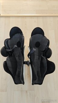 Hokejová výstroj pro hráče na postavu L, cca 175cm s taškou - 3