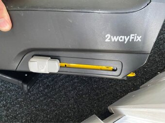 Dětské sedačky do auta. Maxi-Cosi Pearl Pro 2 + Pebble Plus - 3