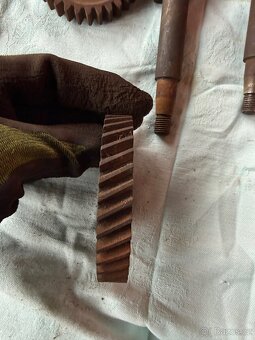 Praga BD 500 - váčky a kolečka - 3