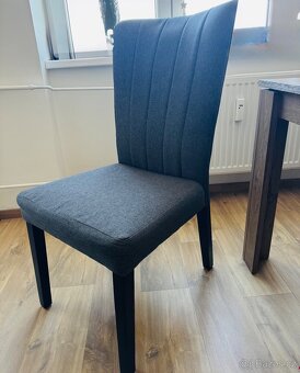 Jídelní stůl a 4 židle - 3