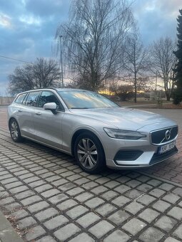 Volvo V60 D4 140 Kw - 3