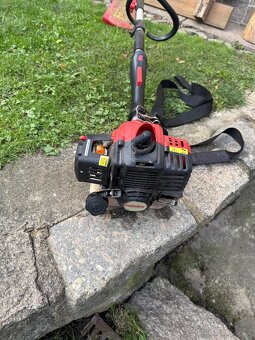 Benzinovy vyzinac hecht , krovinorez - 3