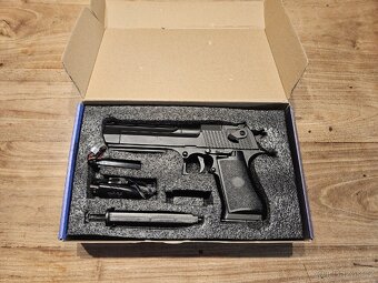 Airsoft pistole, prislusenstvi - 3