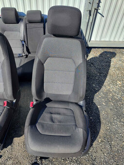 Sedačky Passat B7 - sedan - 3