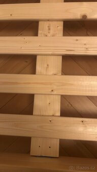 Dřevěná postel 180×200 - 3