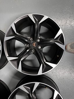 Alu kola cupra Formentor 19 - 3