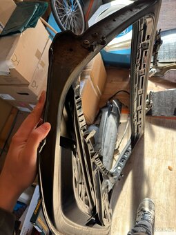 BMW E91 víko kufru - 3