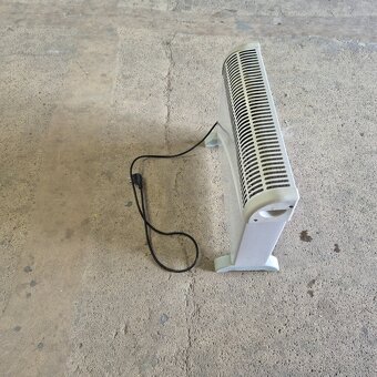 prodám elektrické topidlo č.R1 2000 W - 3