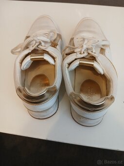 MICHAEL KORS BOTY SPORTOVNI VEL.39 - 3