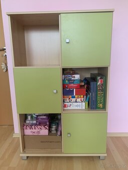 Dvě menší skříňky - 3