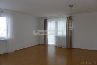Pronájem novostavby bytu 3+kk s balkonem, garáží a parkovací - 3