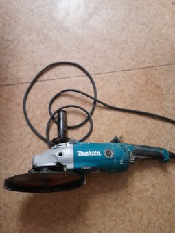 MAKITA - 3