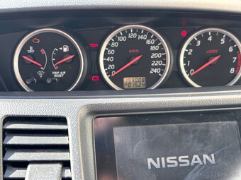Nissan primera - 3