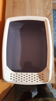 Kočičí wc+ pelíšek obojí nové - 3