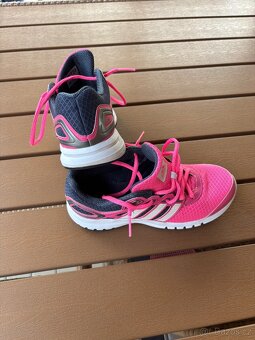 Adidas vel.37 1/3 - 3