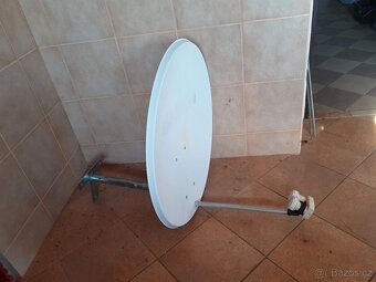 Držáky antén, Satelit - 3