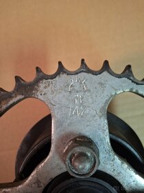 Rozeta s nábojem zadního kola Honda CBR 125 R - 3