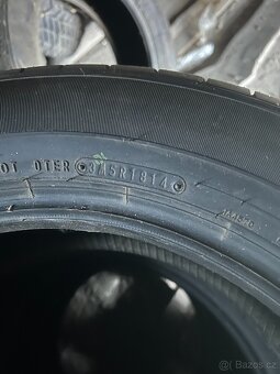 Dunlop 215/60R17 - 3