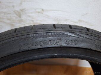 Letní pneu 215/35/19 Kumho - 3