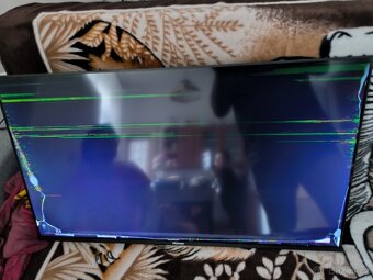 televizi Hisense 40 palců - 3