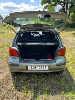 Toyota Yaris - 3