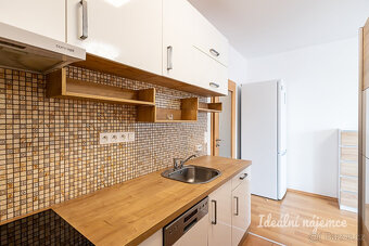 Pronájem bytu 1+kk, Farkašova, Kyje, 16000 Kč/měs, 32 m2 - 3