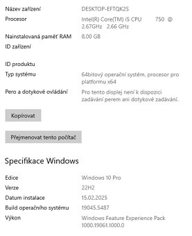 Starší herní počítač s OS Windows a monitorem 22". - 3