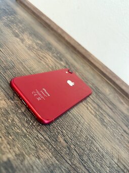 iPhone XR 64 GB (PRODUCT)RED – plně funkční - 3